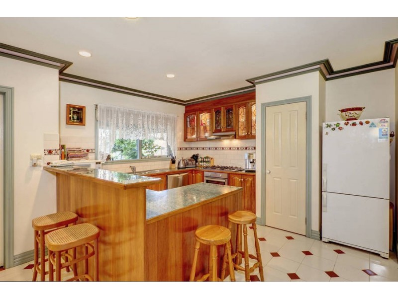 7 Herring Court, Roxburgh Park VIC 3064