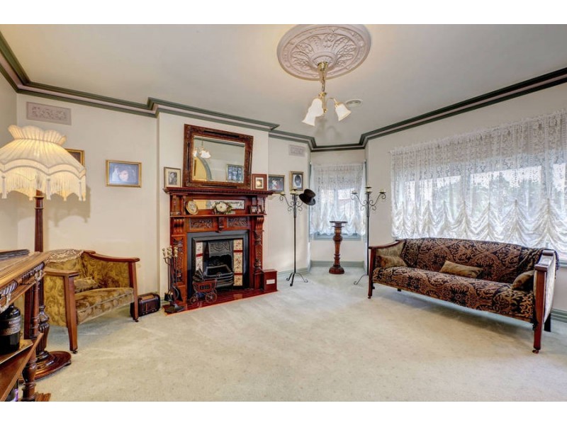 7 Herring Court, Roxburgh Park VIC 3064