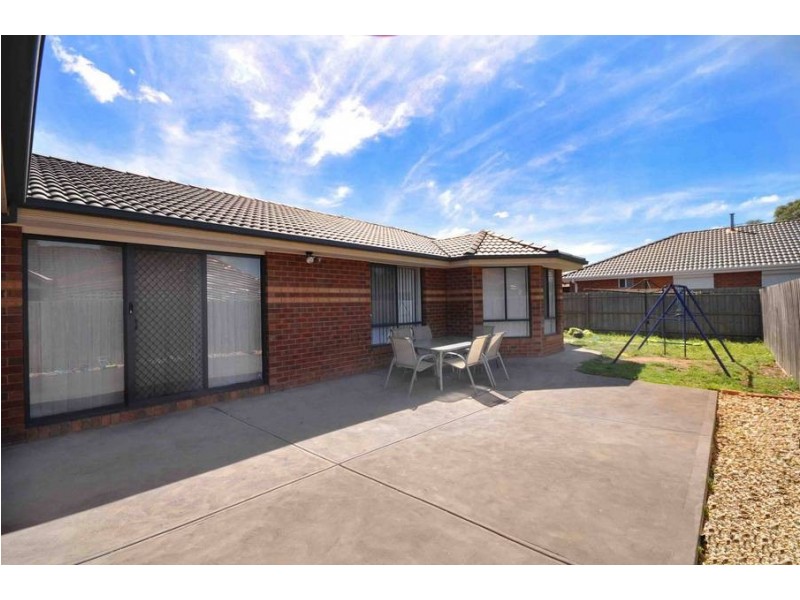 45 Marne Drive, Roxburgh Park VIC 3064
