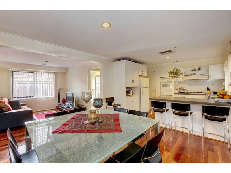 7 Gunbower Crescent, Meadow Heights VIC 3048