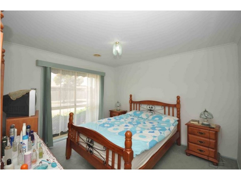 9 Prentice Court, Roxburgh Park VIC 3064