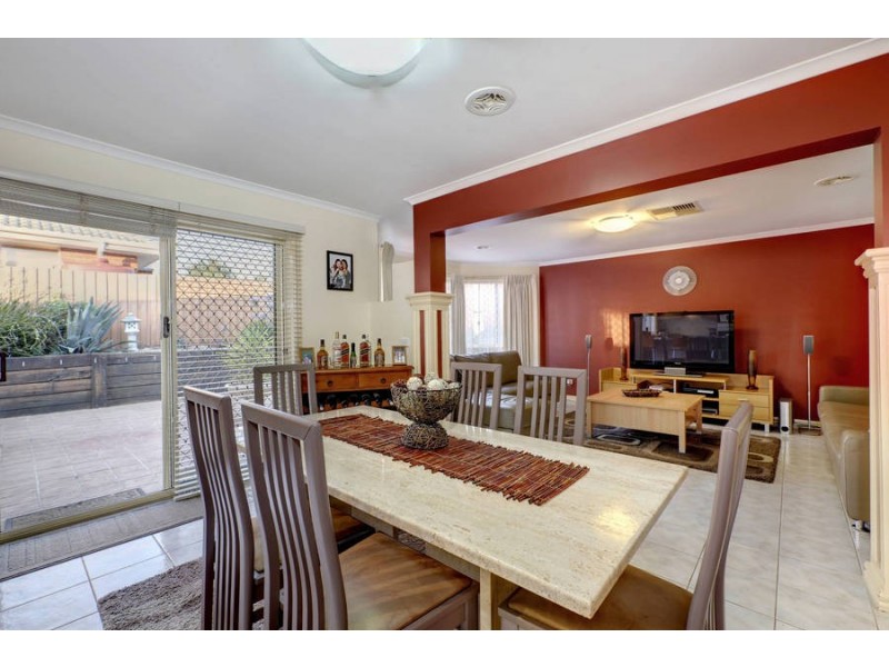 18 Abelia Court, Meadow Heights VIC 3048