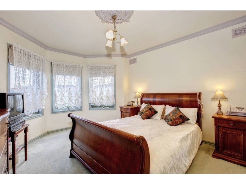 7 Herring Court, Roxburgh Park VIC 3064