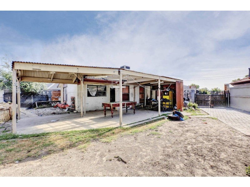 6 Coram Court, Meadow Heights VIC 3048