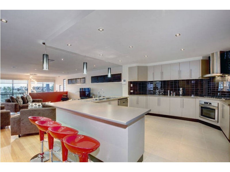 7 Beltana Lane, Roxburgh Park VIC 3064