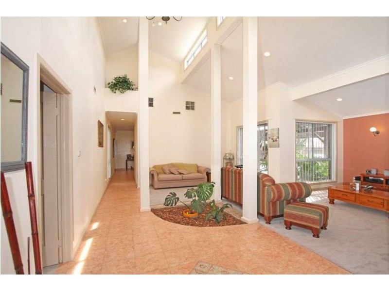 12 Merrigan Court, Roxburgh Park VIC 3064