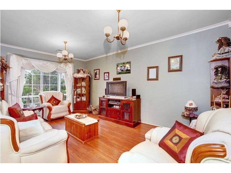 39 St Claire Boulevard, Roxburgh Park VIC 3064