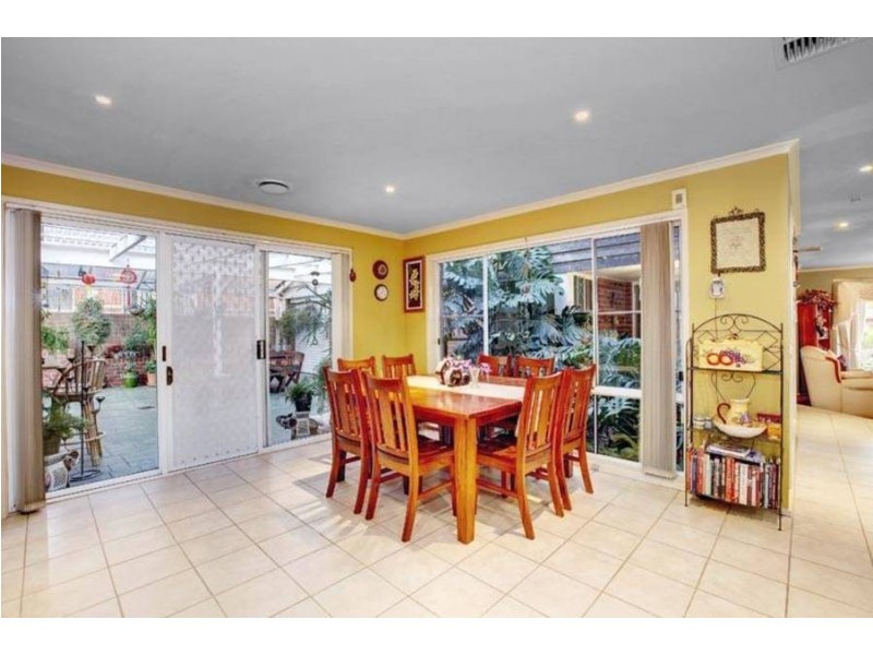 39 St Claire Boulevard, Roxburgh Park VIC 3064