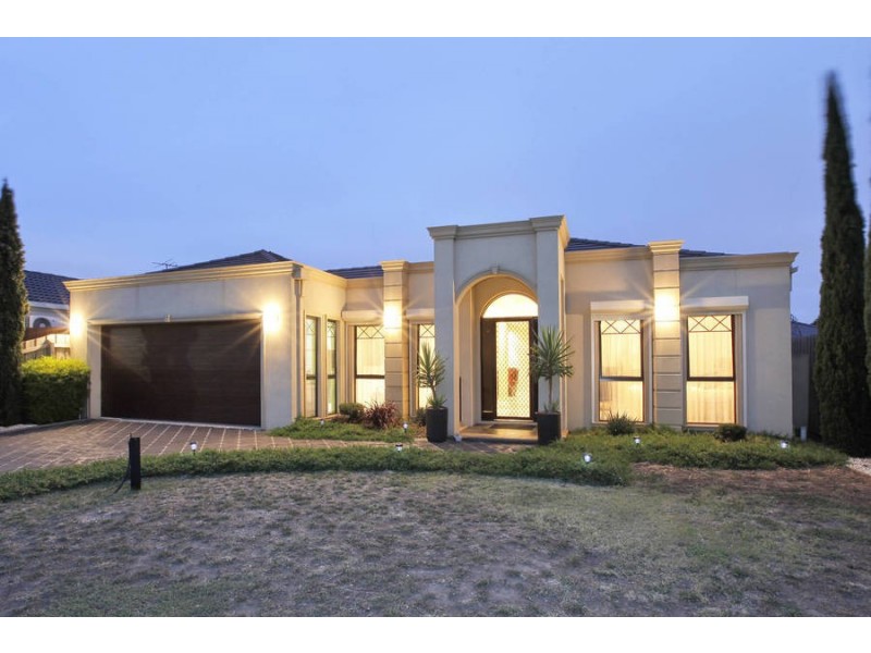 4 Wisla Circuit, Roxburgh Park VIC 3064