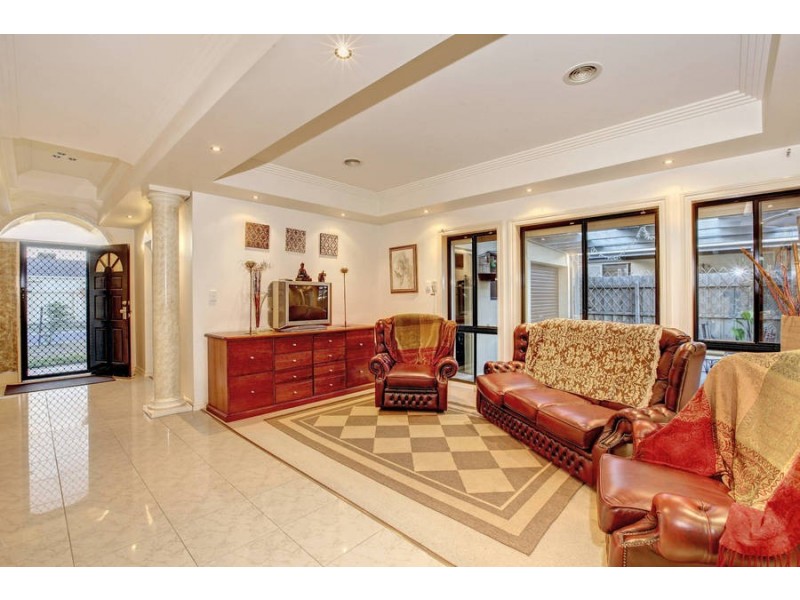 4 Wisla Circuit, Roxburgh Park VIC 3064