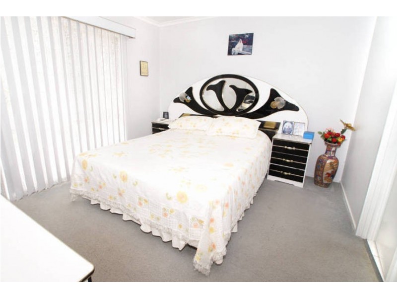 9 Wheatly Avenue, Roxburgh Park VIC 3064