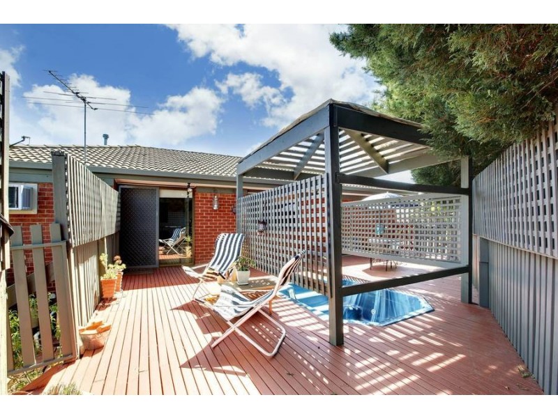5 Clematis Court, Meadow Heights VIC 3048