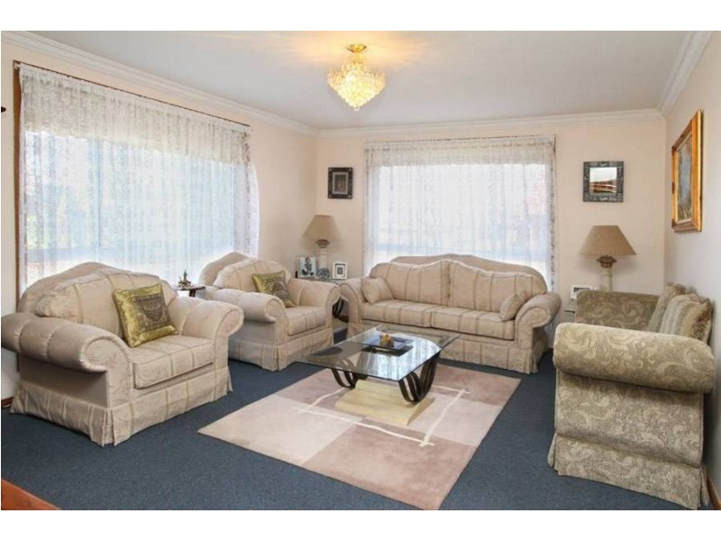 1/60 Mitchell Crescent, Meadow Heights VIC 3048