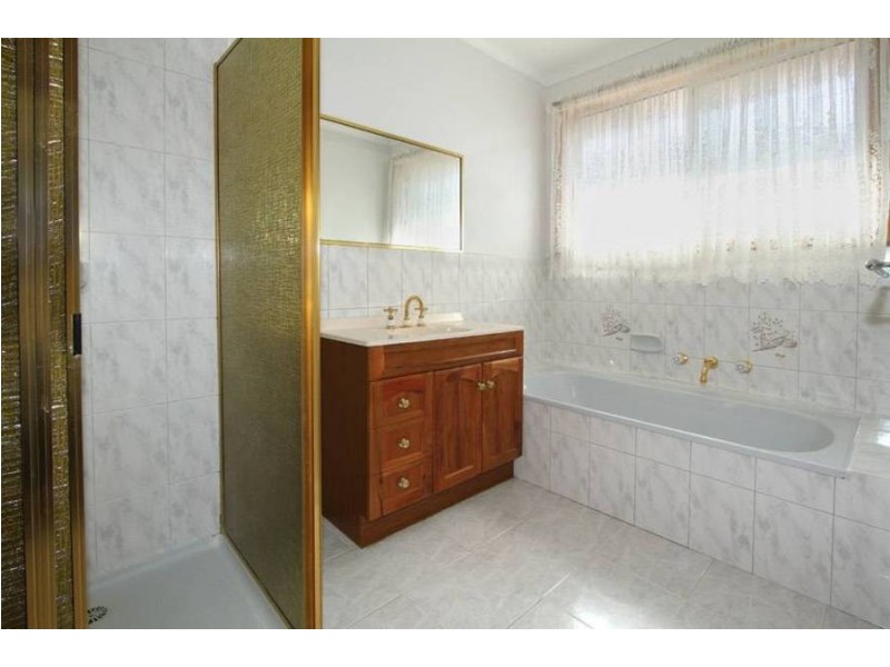 1/60 Mitchell Crescent, Meadow Heights VIC 3048