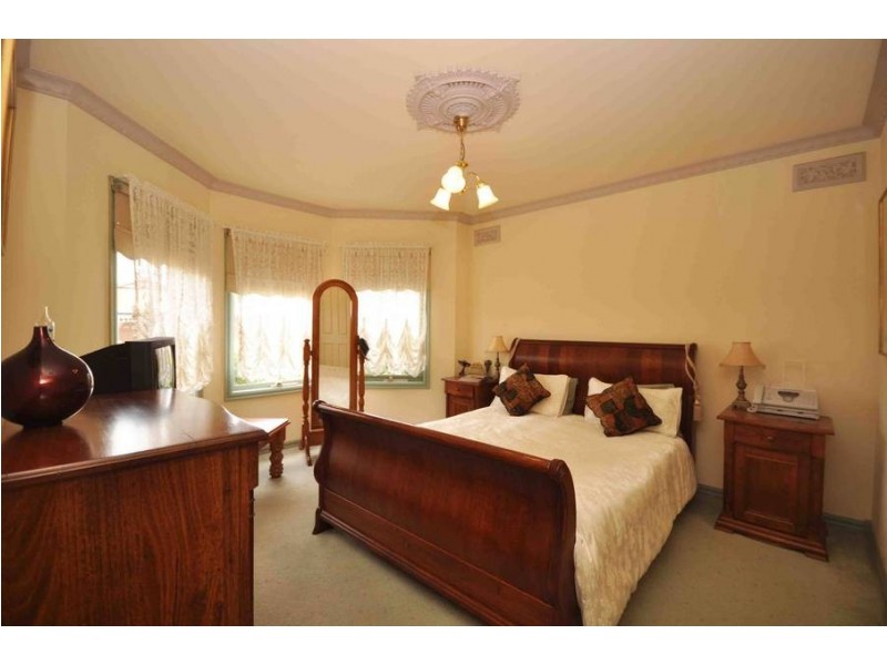 7 HERRING COURT, Roxburgh Park VIC 3064