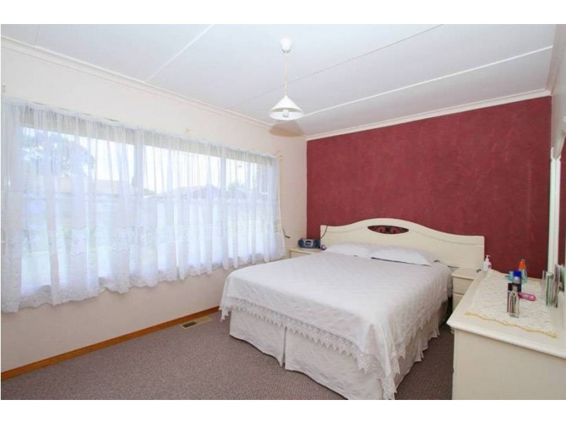 22 Morwell Crescent, Dallas VIC 3047