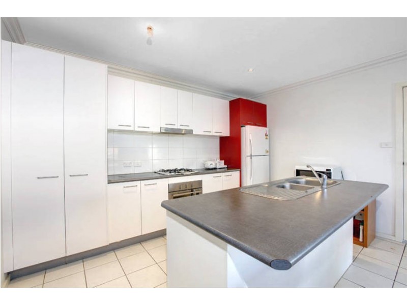 16 Viewbank Circuit, Roxburgh Park VIC 3064