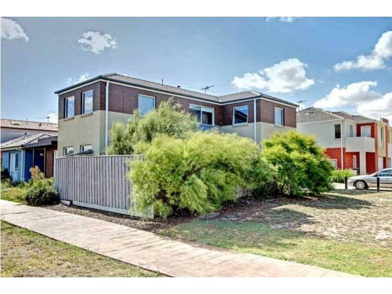 16 Viewbank Circuit, Roxburgh Park VIC 3064