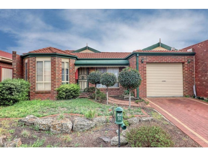 51 Rearden Crescent, Roxburgh Park VIC 3064
