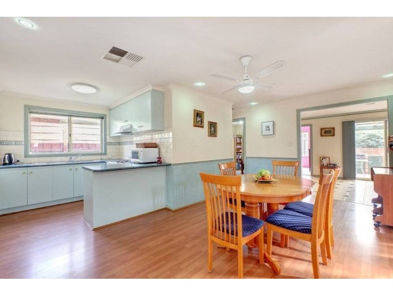 51 Rearden Crescent, Roxburgh Park VIC 3064