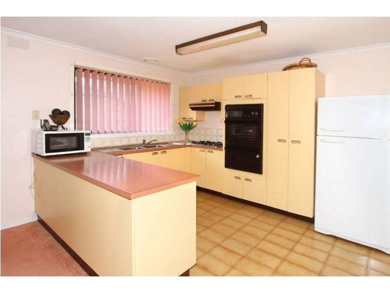 1/4 Appin Street, Meadow Heights VIC 3048