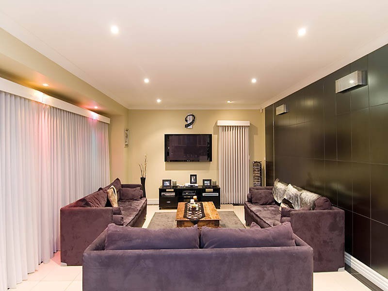 3 Madigan Court, Roxburgh Park VIC 3064