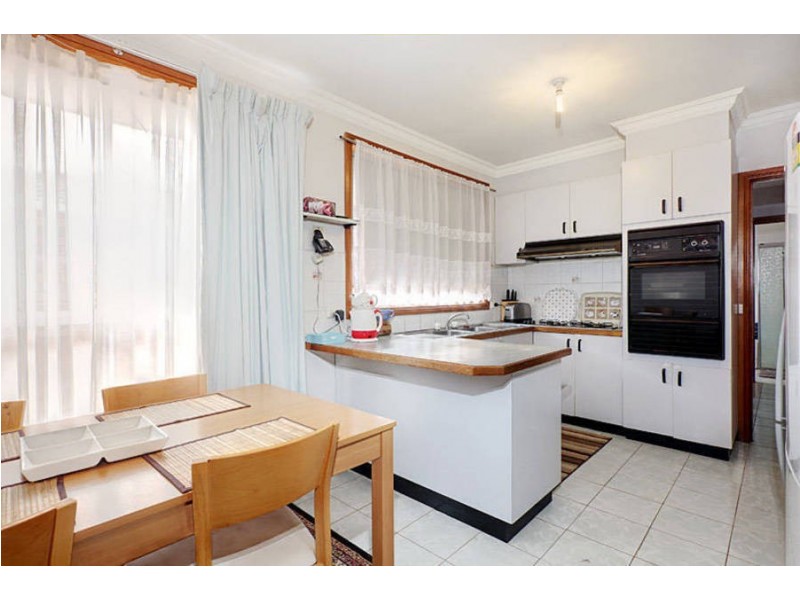 1/25 Mitchell Crescent, Meadow Heights VIC 3048