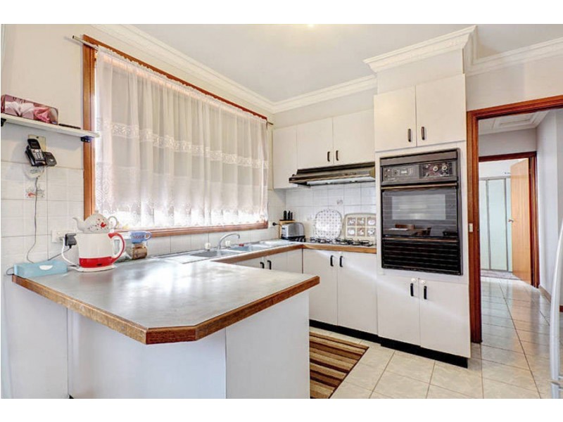 1/25 Mitchell Crescent, Meadow Heights VIC 3048