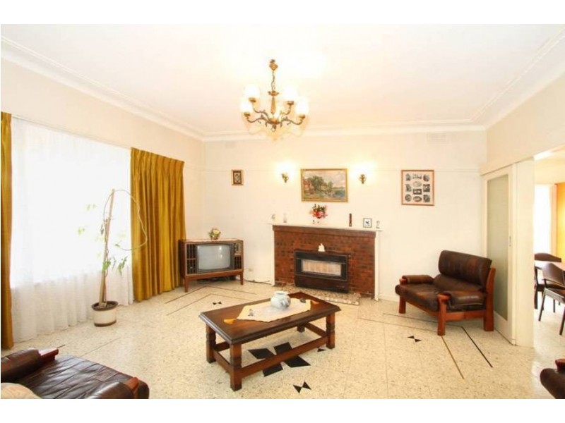 126 Middle Street, Hadfield VIC 3046