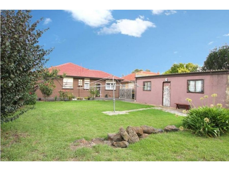 126 Middle Street, Hadfield VIC 3046