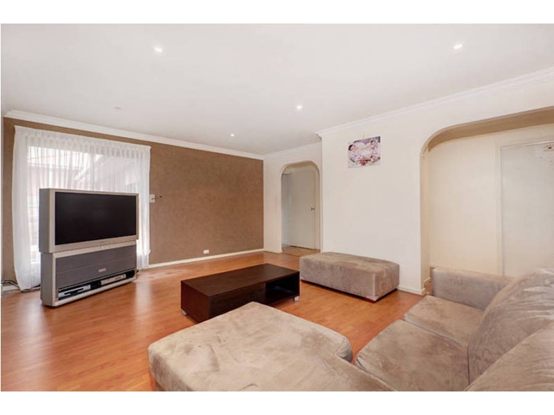 1/39 Shankland Boulevard, Meadow Heights VIC 3048