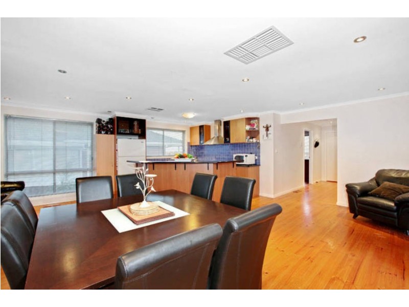 145 Lightwood Crescent, Meadow Heights VIC 3048