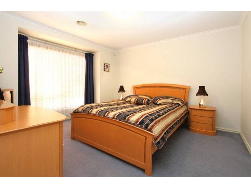 12 Congo Court, Roxburgh Park VIC 3064