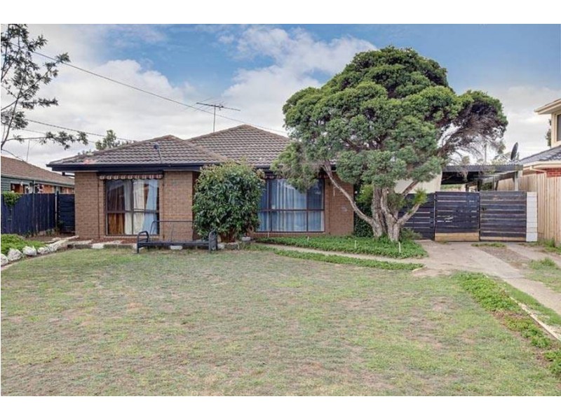 8 Denver Court, Meadow Heights VIC 3048