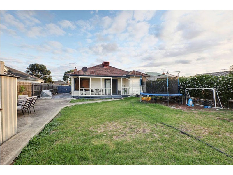 4 Eileen Street, Hadfield VIC 3046
