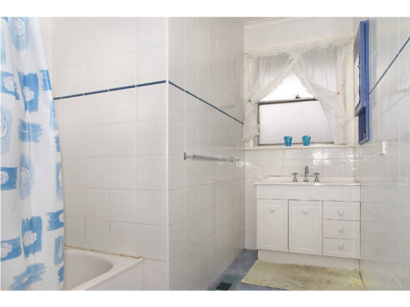 468 BARRY ROAD, Coolaroo VIC 3048