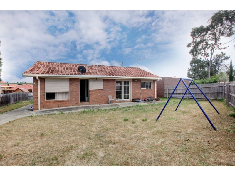 2/34 Shankland Boulevarde, Meadow Heights VIC 3048