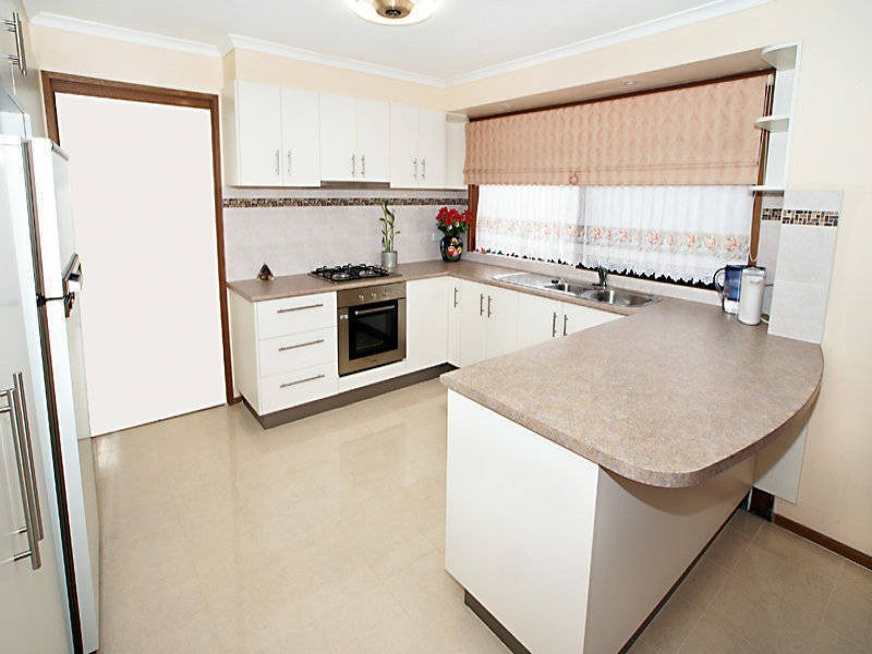 30 Cowes Street, Craigieburn VIC 3064