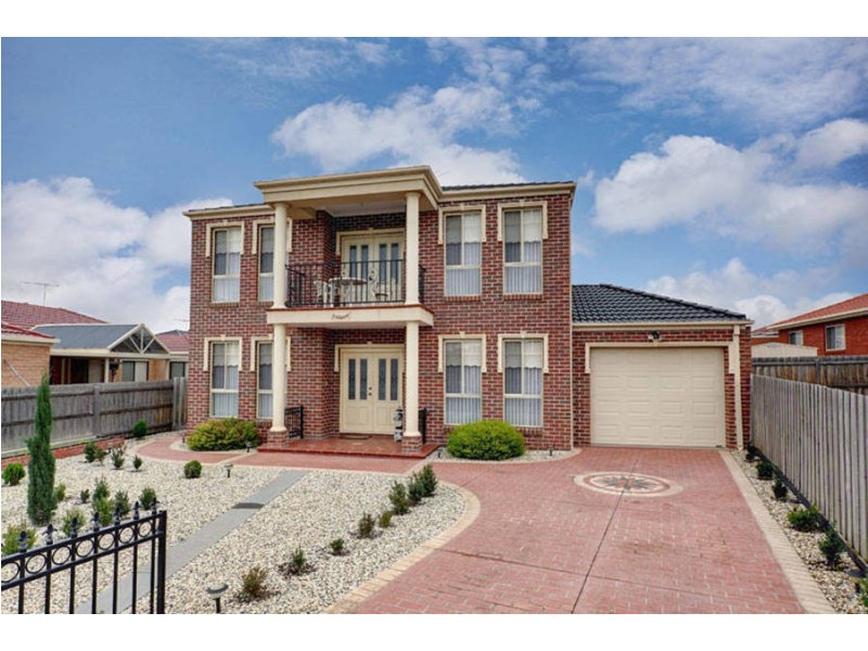 4 Oakbank Court, Roxburgh Park VIC 3064