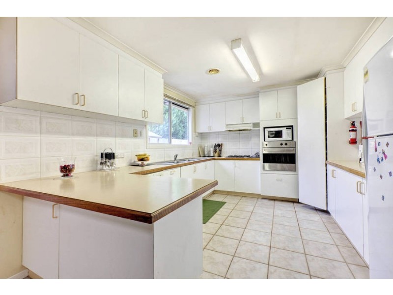 11 Werona Court, Meadow Heights VIC 3048