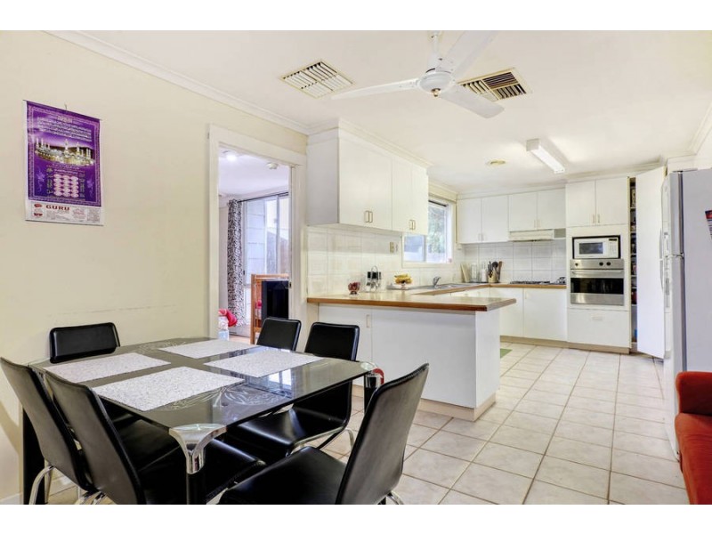 11 Werona Court, Meadow Heights VIC 3048