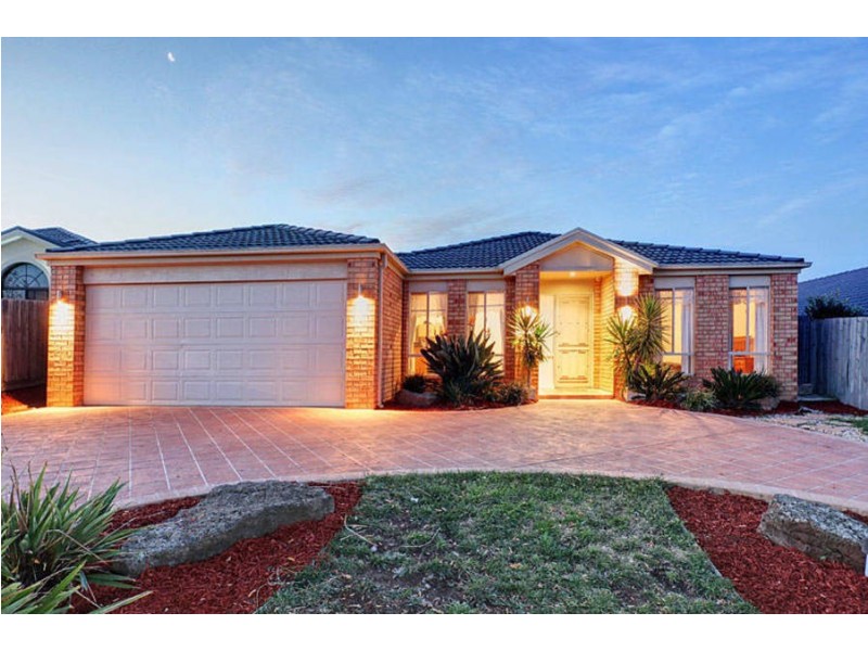 18 Stranraer Close, Greenvale VIC 3059