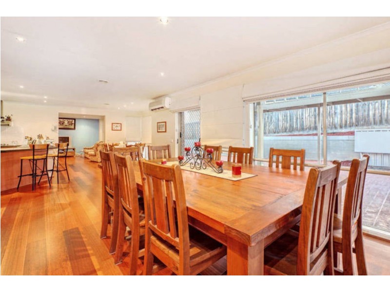 18 Stranraer Close, Greenvale VIC 3059