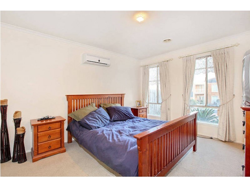 18 Stranraer Close, Greenvale VIC 3059