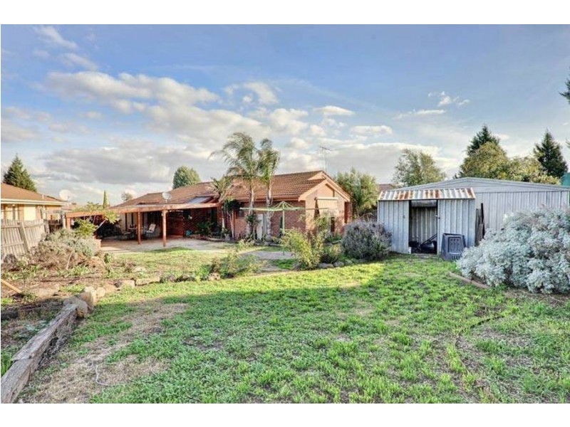 13 Thistle Court, Meadow Heights VIC 3048