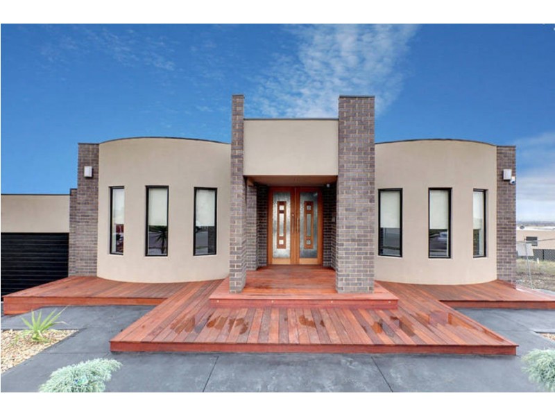 5 Hawkstowe Crescent, Greenvale VIC 3059