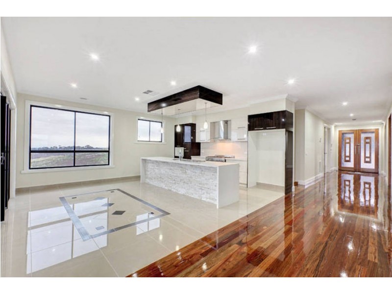 5 Hawkstowe Crescent, Greenvale VIC 3059