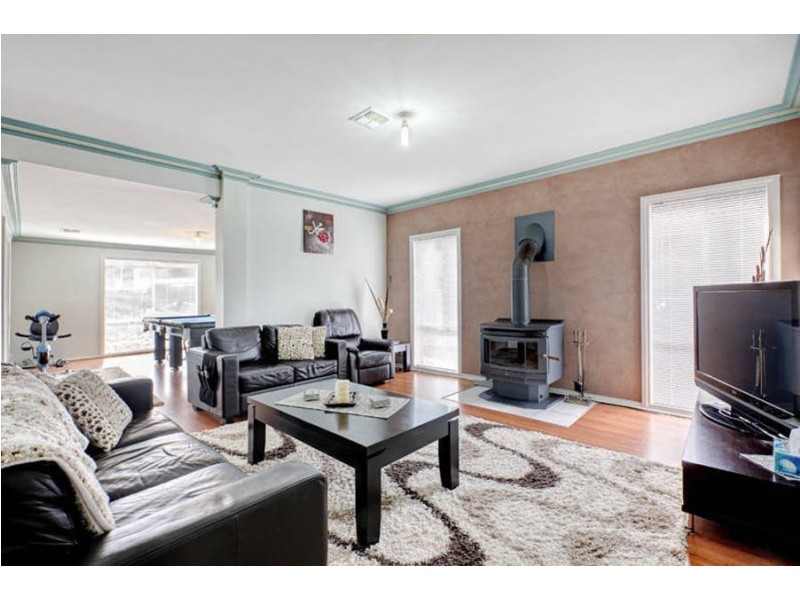 1 Hopkins Way, Meadow Heights VIC 3048