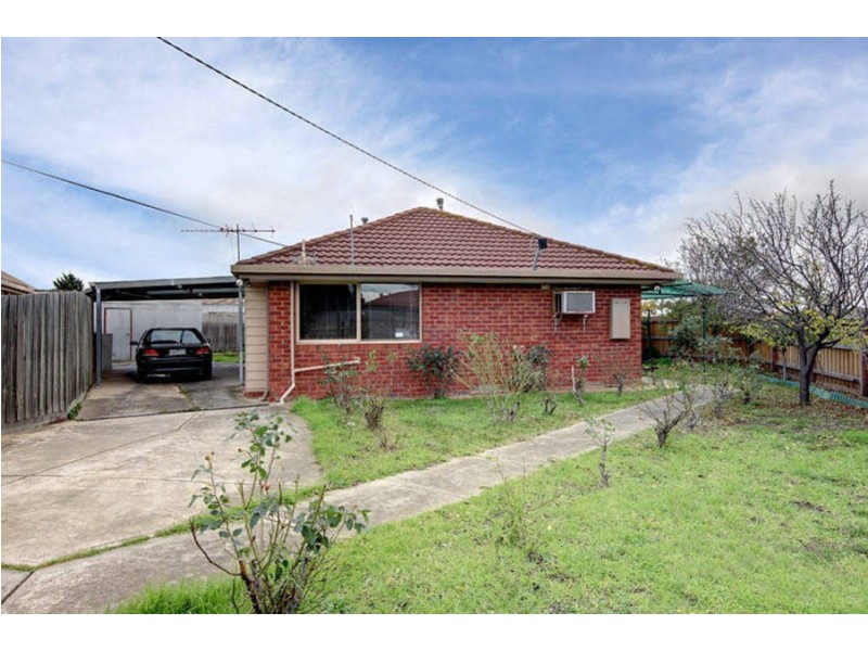 11 Amstel Court, Meadow Heights VIC 3048