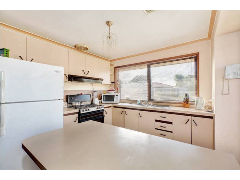 11 Amstel Court, Meadow Heights VIC 3048